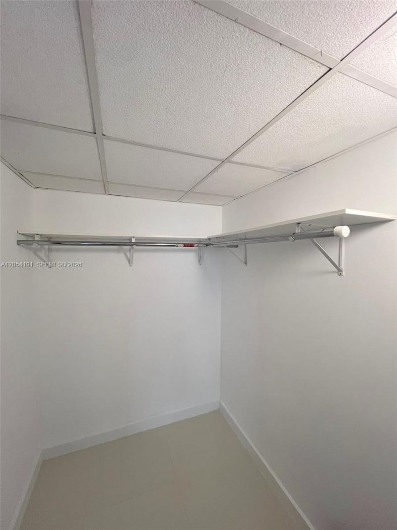 495 Brickell Av , Unit 4208, Miami, FL 33131 Photo