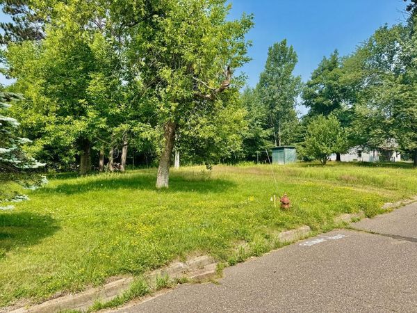1113 N LAKE AVENUE, Crandon, WI 54520