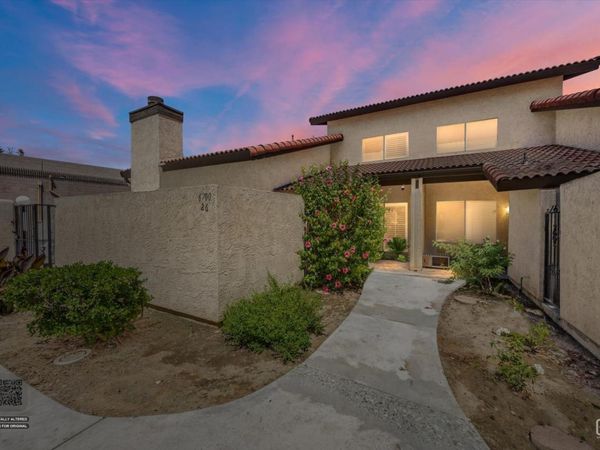 6700 Nottingham Lane, Unit 26, Bakersfield, CA 93309