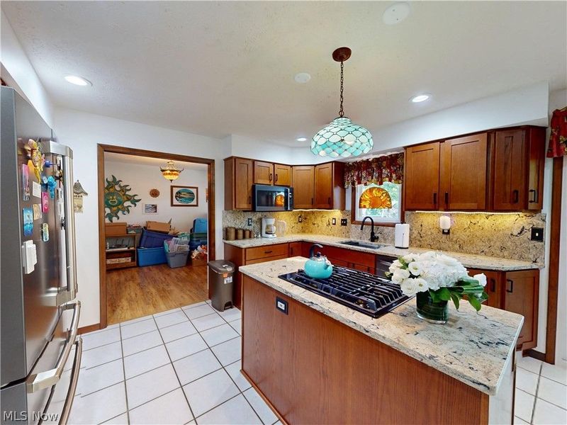 32145 Sedgefield Oval, Solon, OH 44139 Photo 12