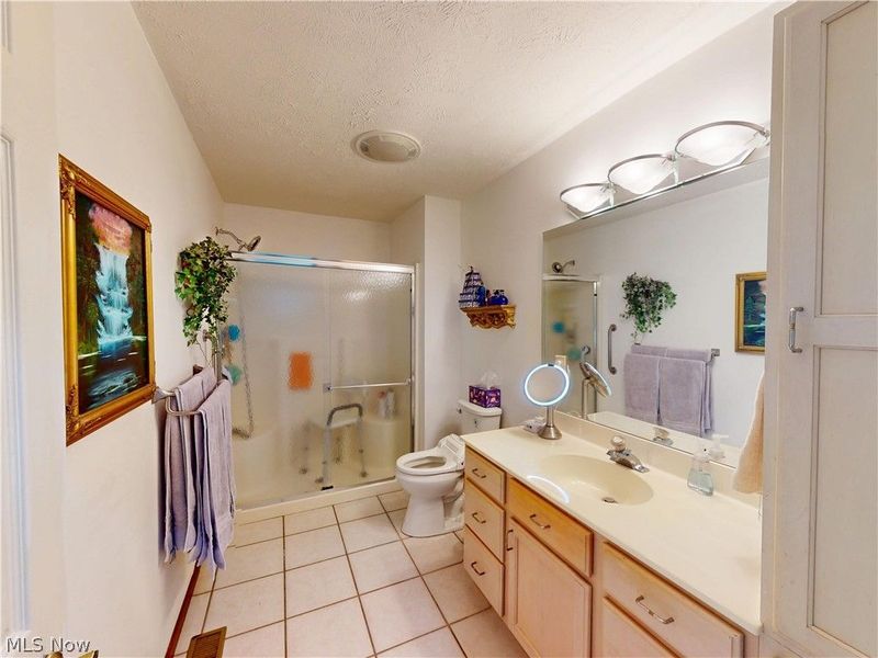32145 Sedgefield Oval, Solon, OH 44139 Photo 20