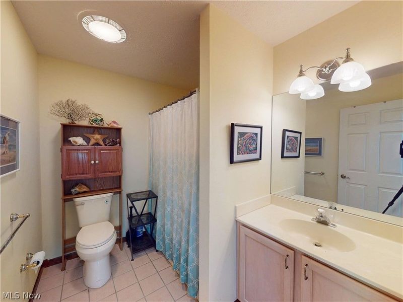 32145 Sedgefield Oval, Solon, OH 44139 Photo 26