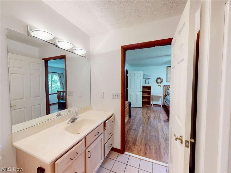 32145 Sedgefield Oval, Solon, OH 44139 Photo 36