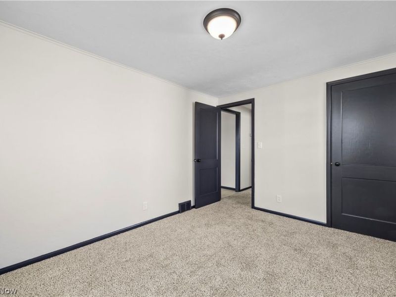 46175 Middle Ridge Road , Amherst, OH 44001 Photo 17