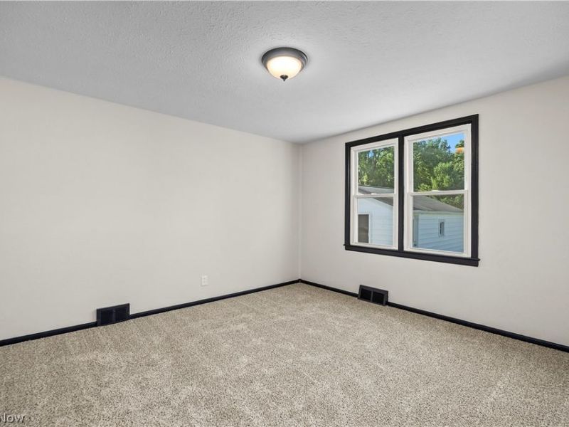 46175 Middle Ridge Road , Amherst, OH 44001 Photo 20