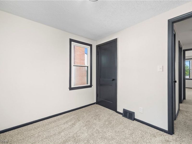 46175 Middle Ridge Road , Amherst, OH 44001 Photo 25