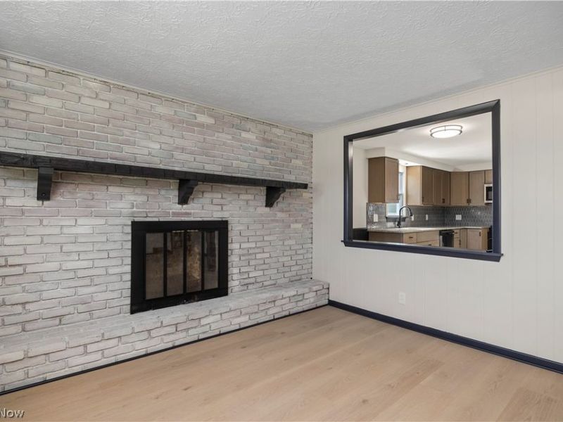 46175 Middle Ridge Road , Amherst, OH 44001 Photo 7