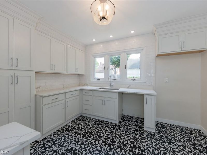 3119 Keswick Road, Shaker Heights, OH 44120 Photo 12