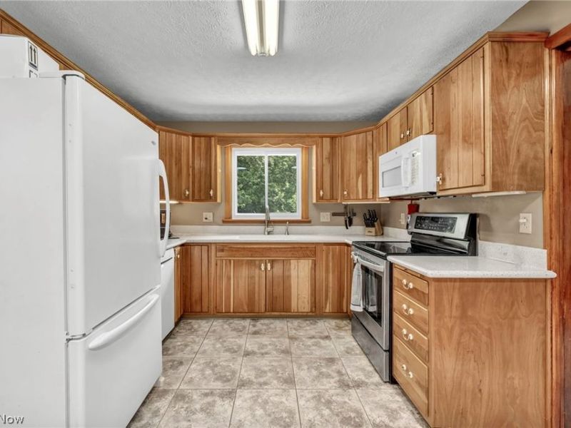 1553 S Carpenter Road S, Brunswick, OH 44212 Photo 11