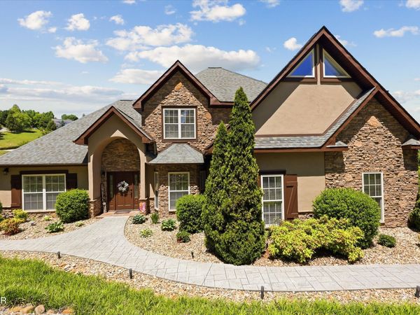 3419 Bentwood Drive, Kodak, TN 37764