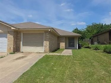 6717 Loma Vista Drive , Unit 6719, Fort Worth, TX 76133