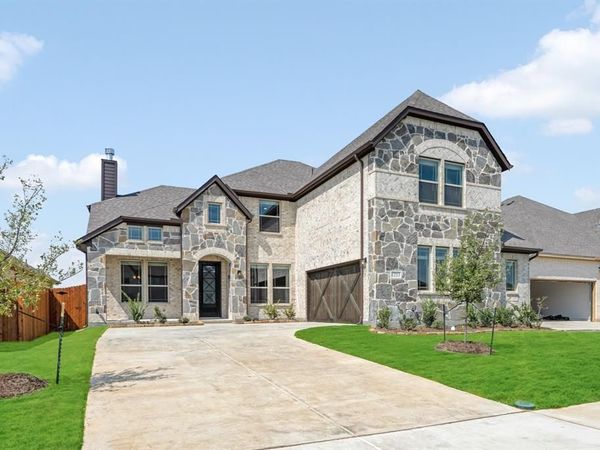 1213 Summer Grove Drive, Midlothian, TX 76065