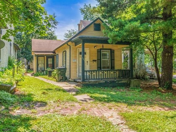 721 Olive Street, Leavenworth, KS 66048