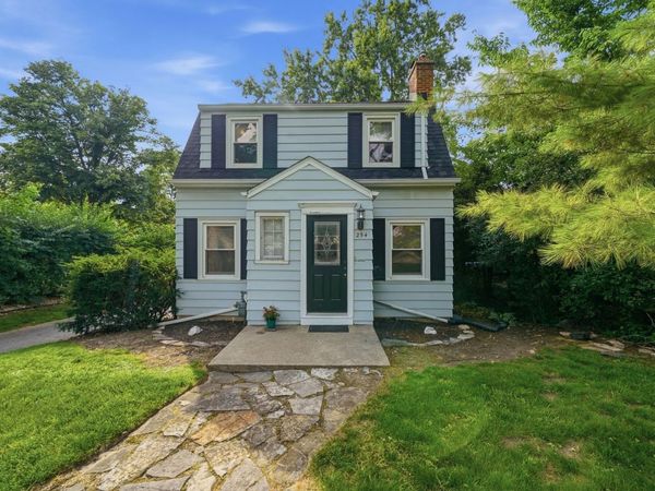 254 S Cumberland Parkway , Des Plaines, IL 60016