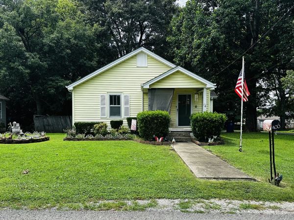 400 Ray St , Shelbyville, TN 37160