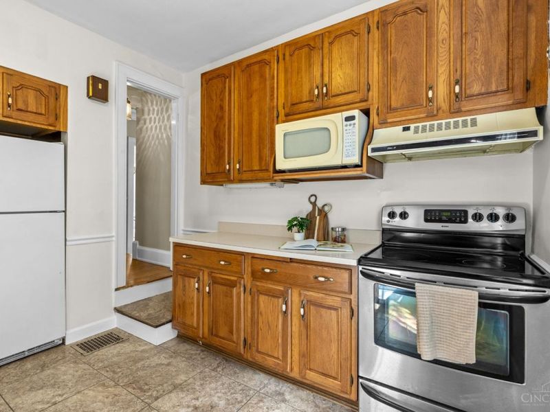3841 Hyde Park Avenue, Cincinnati, OH 45209 Photo 17
