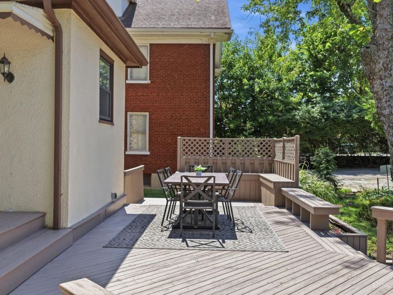 3841 Hyde Park Avenue, Cincinnati, OH 45209 Photo 31