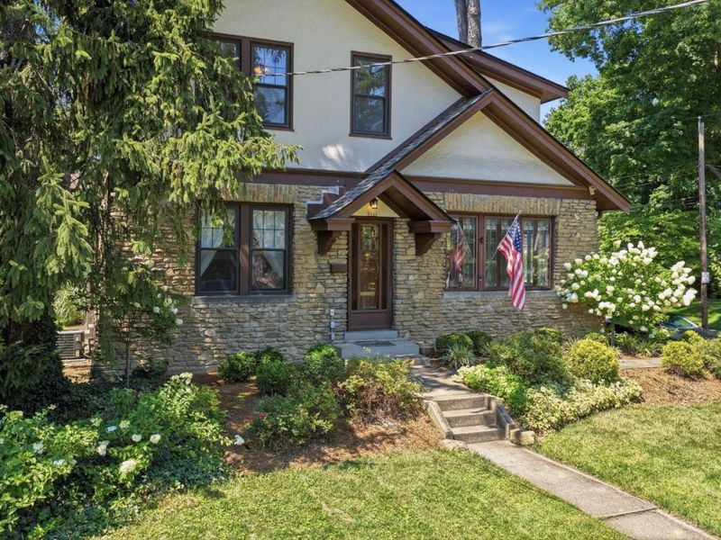 3841 Hyde Park Avenue, Cincinnati, OH 45209 Photo 5