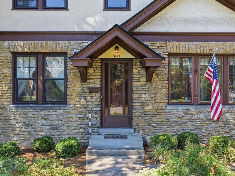 3841 Hyde Park Avenue, Cincinnati, OH 45209 Photo 6