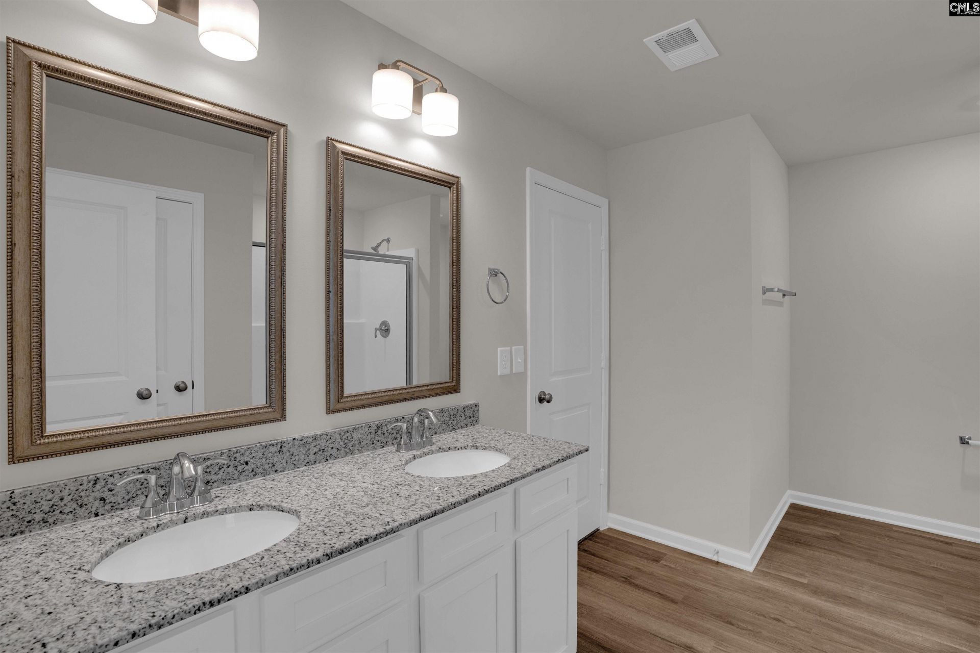 304 W Pond Court  Photo 17