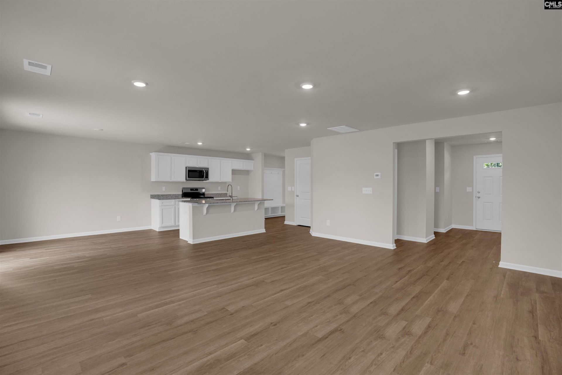 304 W Pond Court  Photo 7