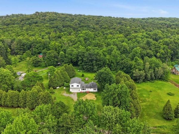 344 VT RT 15, Cambridge, VT 05444