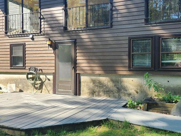 62 Hovey Road, Londonderry, NH 03053