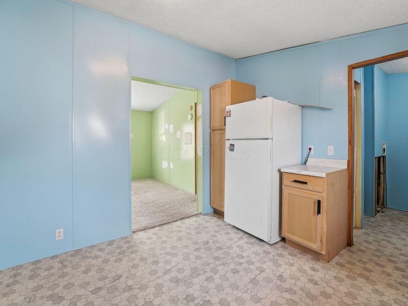 1100 Thornwood Drive, Unit 102, Heath, OH 43056 Photo 12