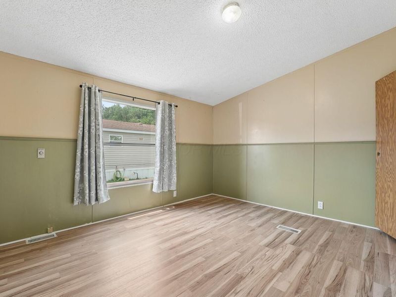 1100 Thornwood Drive, Unit 102, Heath, OH 43056 Photo 15