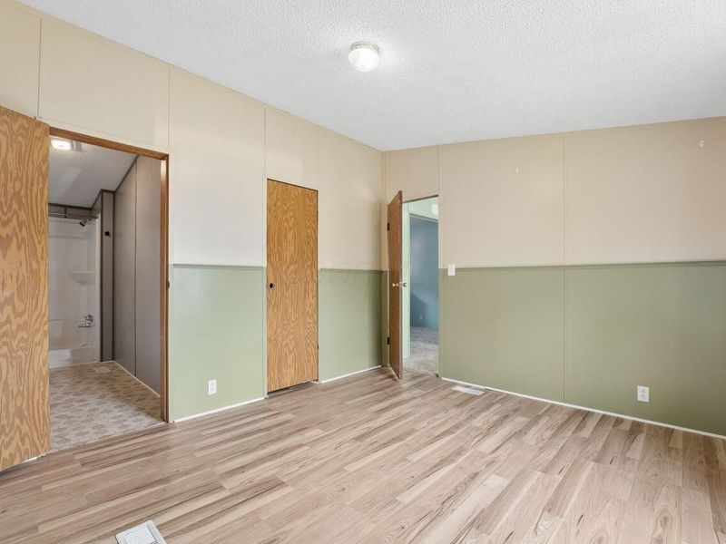 1100 Thornwood Drive, Unit 102, Heath, OH 43056 Photo 16