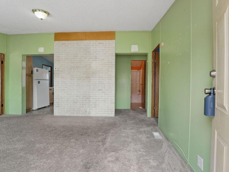 1100 Thornwood Drive, Unit 102, Heath, OH 43056 Photo 5