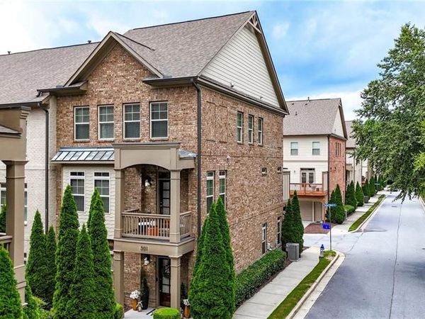 301 Garland Woods Court , Smyrna, GA 30080