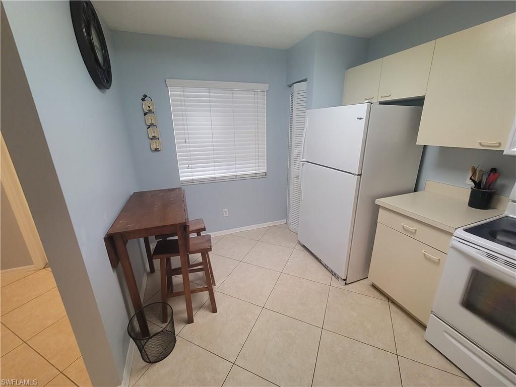 7731 Jewel Ln, Unit 204, Naples, FL 34109 Photo