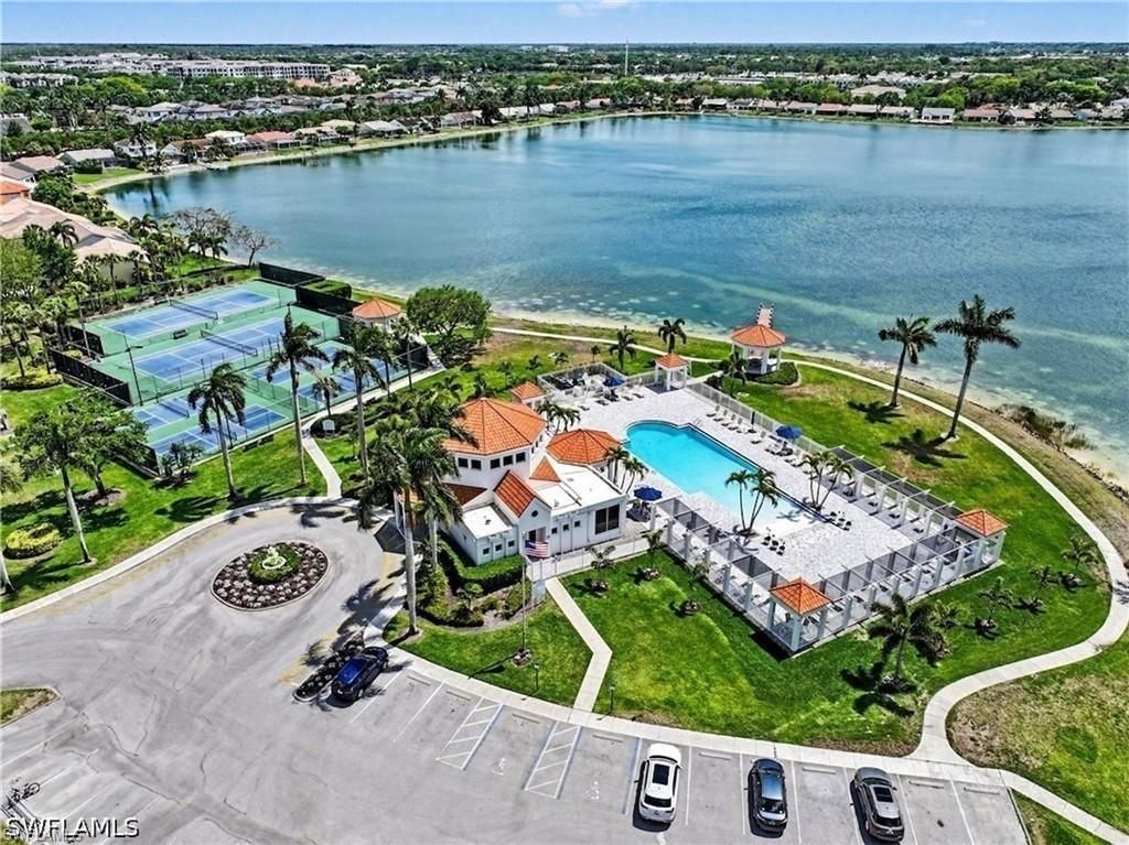 7731 Jewel Ln, Unit 204, Naples, FL 34109 Photo