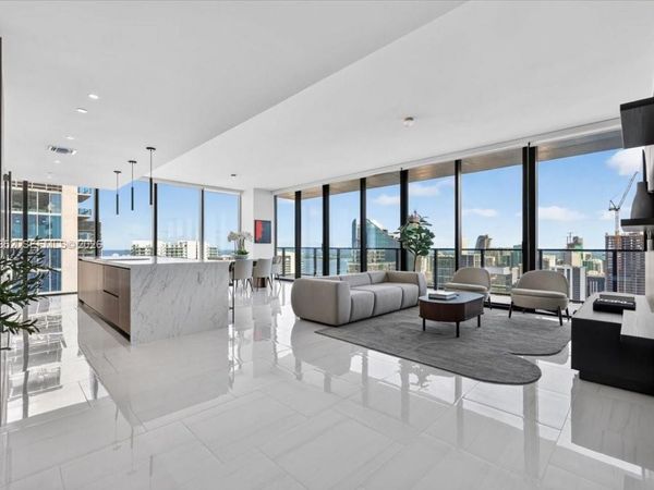 20 NE 11th St , Unit 6003, Miami, FL 33132