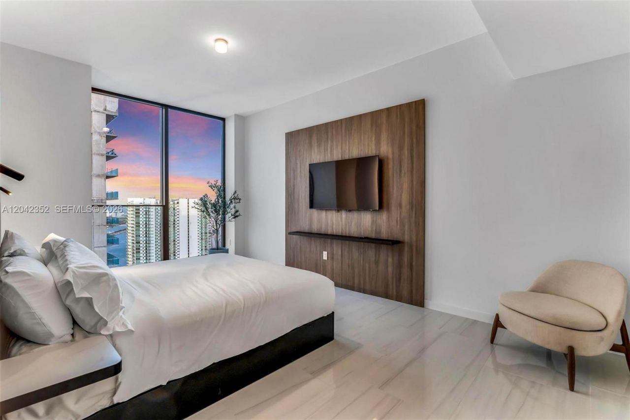 20 NE 11th St , Unit 6003, Miami, FL 33132 Photo