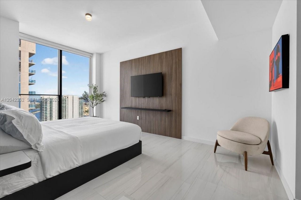 20 NE 11th St , Unit 6003, Miami, FL 33132 Photo