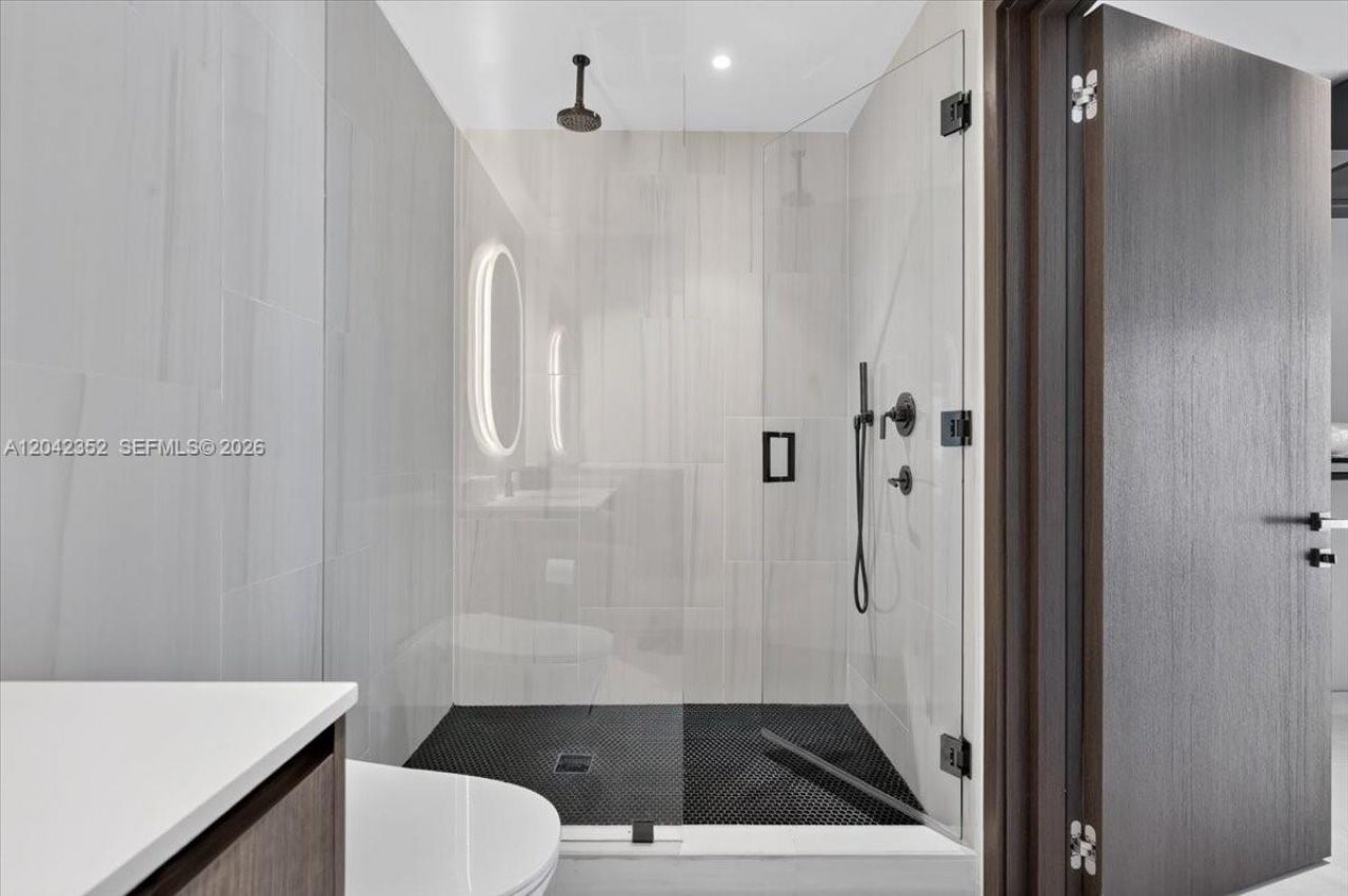 20 NE 11th St , Unit 6003, Miami, FL 33132 Photo