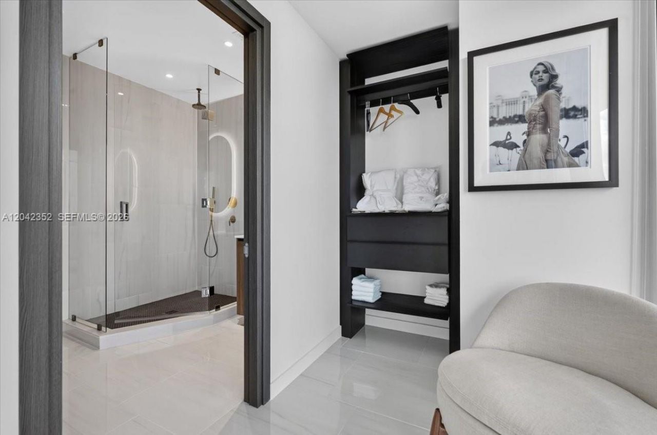 20 NE 11th St , Unit 6003, Miami, FL 33132 Photo
