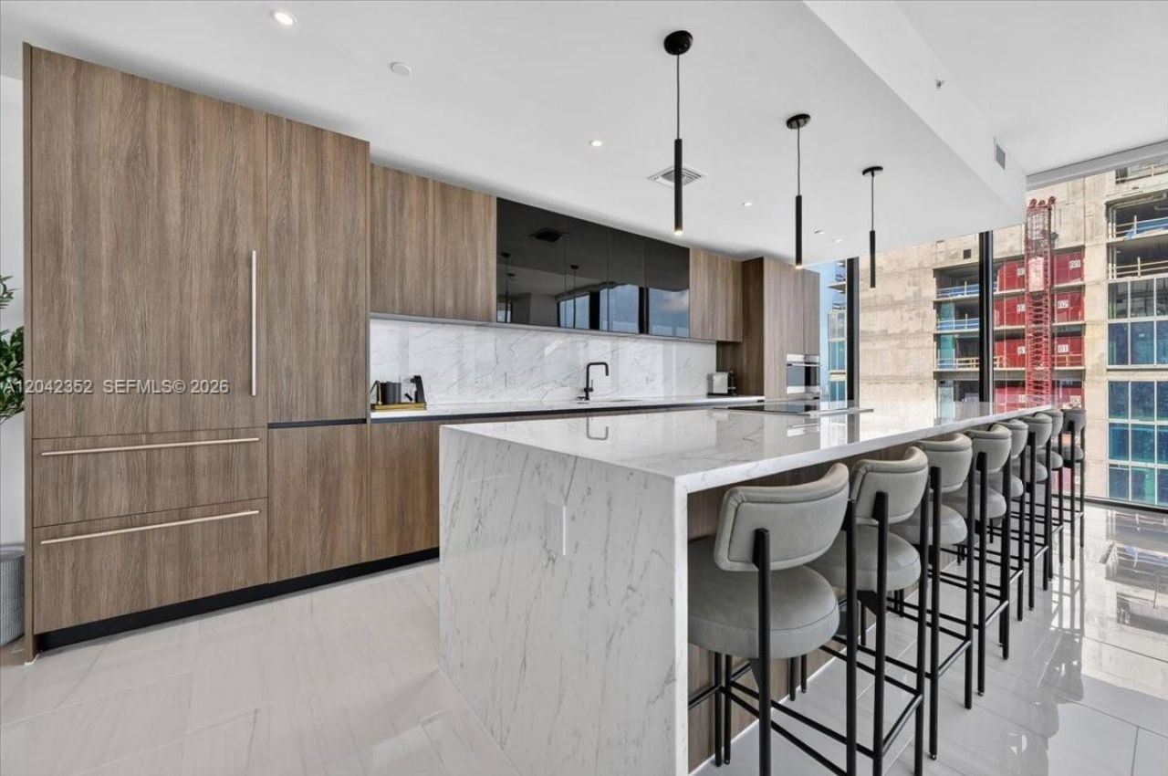 20 NE 11th St , Unit 6003, Miami, FL 33132 Photo