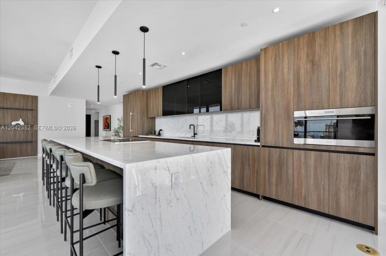 20 NE 11th St , Unit 6003, Miami, FL 33132 Photo
