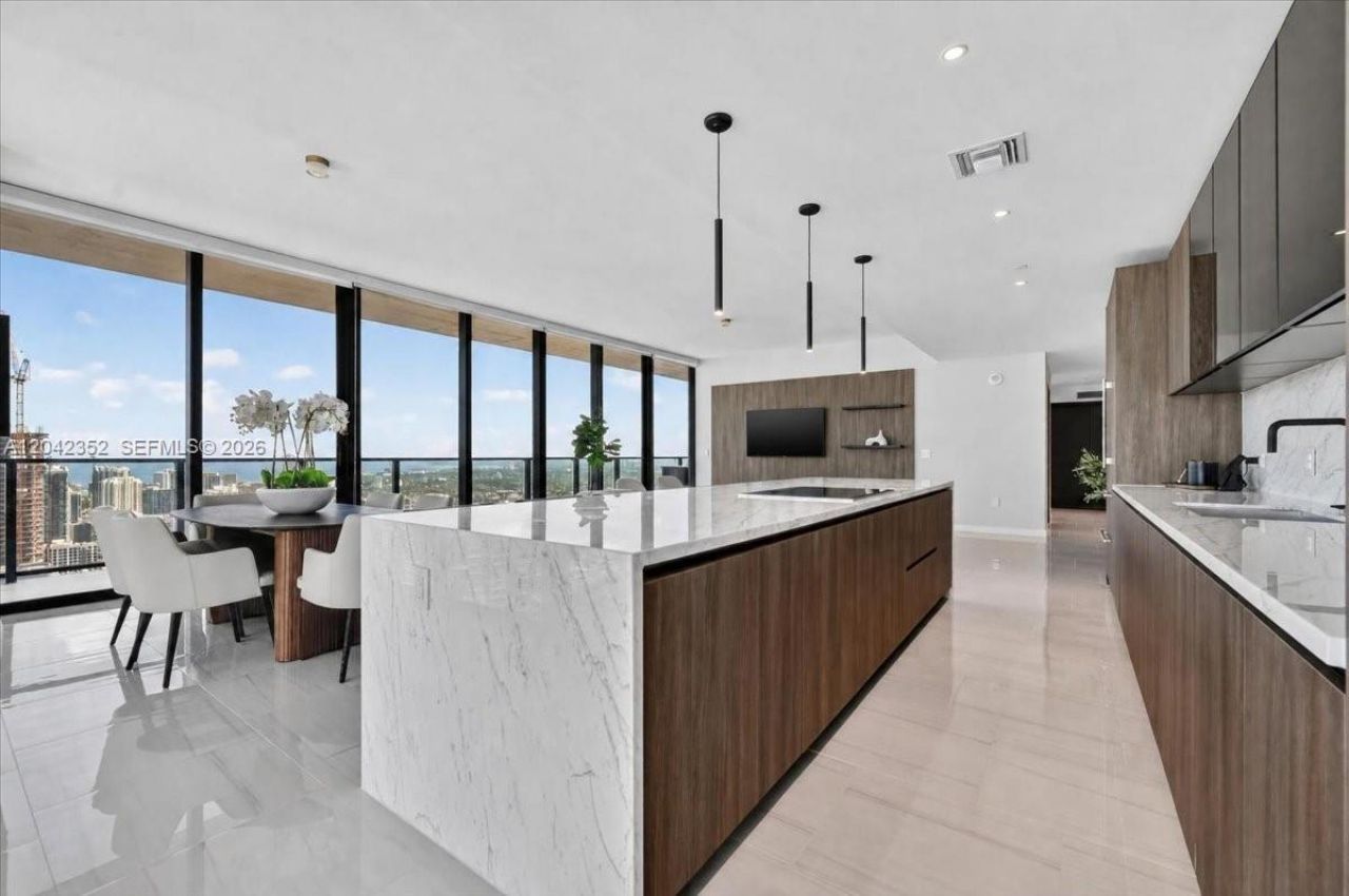 20 NE 11th St , Unit 6003, Miami, FL 33132 Photo