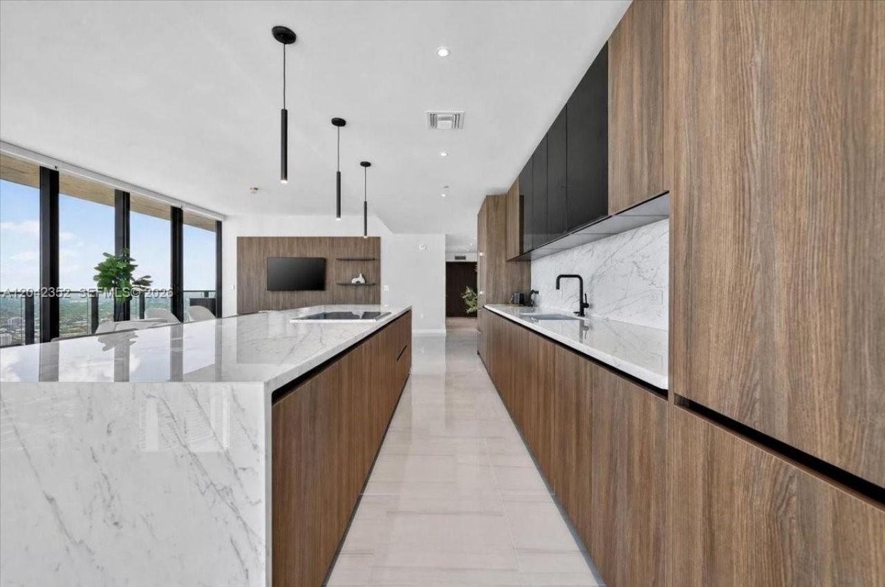 20 NE 11th St , Unit 6003, Miami, FL 33132 Photo