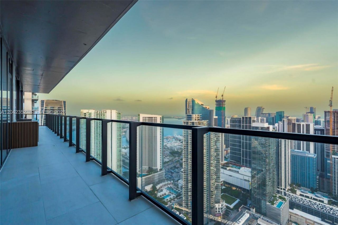 20 NE 11th St , Unit 6003, Miami, FL 33132 Photo