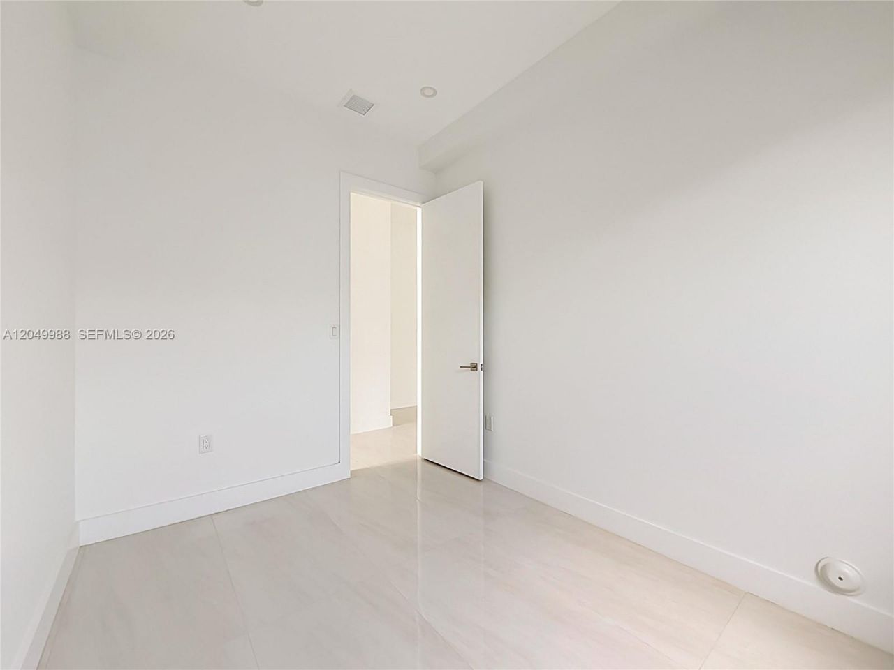 3730 SW 28th St , Miami, FL 33134 Photo