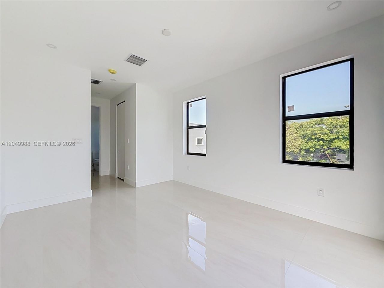 3730 SW 28th St , Miami, FL 33134 Photo