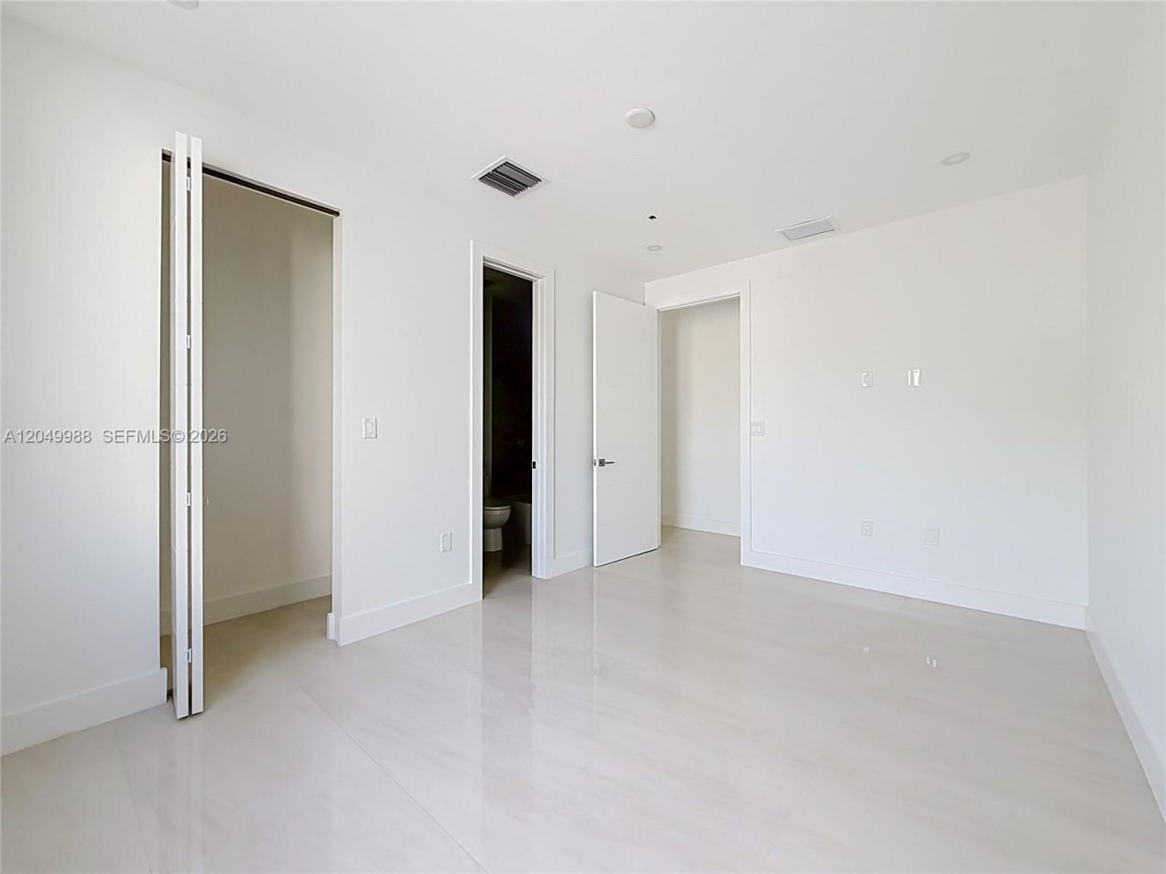 3730 SW 28th St , Miami, FL 33134 Photo