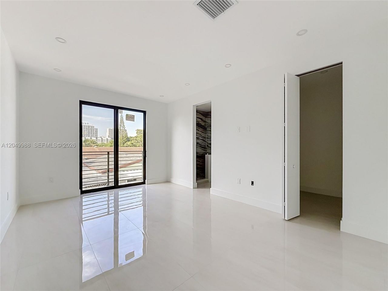 3730 SW 28th St , Miami, FL 33134 Photo
