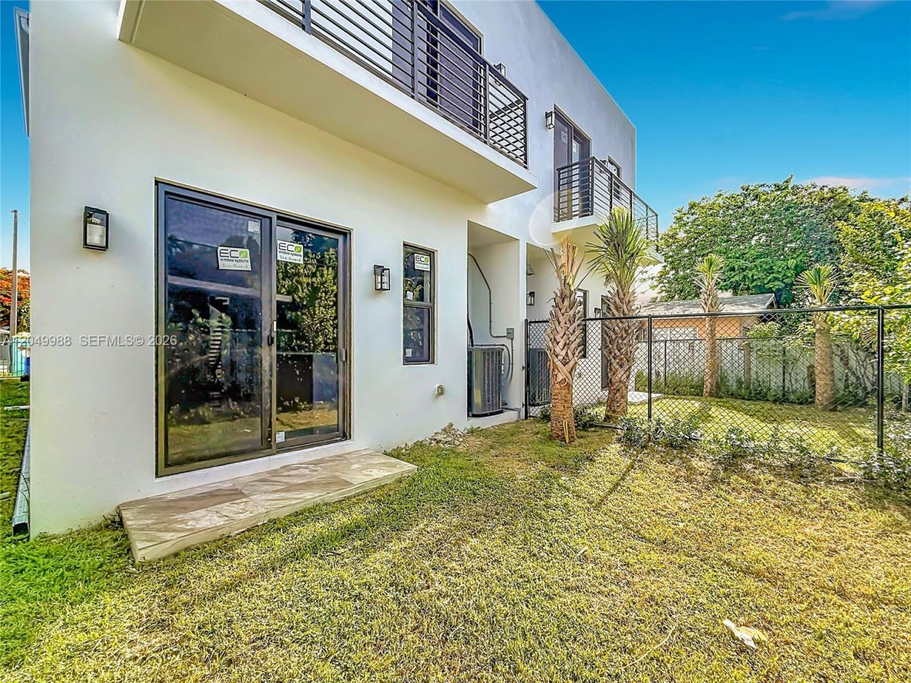 3730 SW 28th St , Miami, FL 33134 Photo