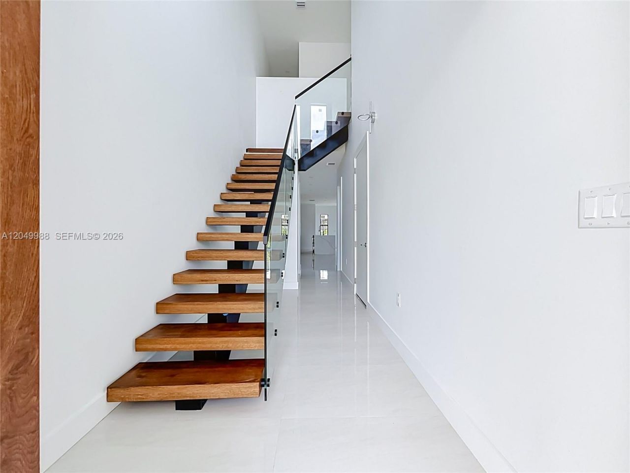 3730 SW 28th St , Miami, FL 33134 Photo